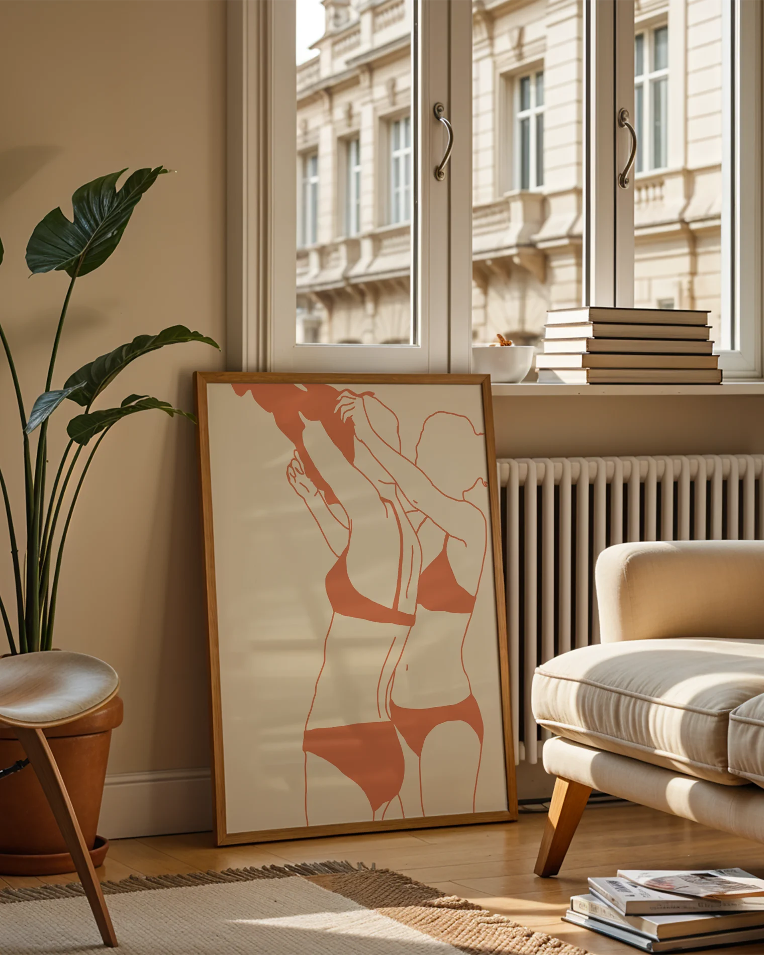 En poster som föreställer ett lesbiskt par i bikini som klär av varann, i en minimalistisk, linjerad stil.